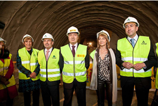Spagna - Concluso lo scavo del tunnel ferroviaro Elche