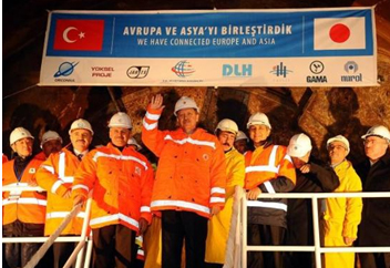 Turchia - Iniziato lo scavo della seconda canna del tunnel stradale sotto il Bosforo, ad Istanbul