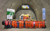 Ultima caduta di diaframma nel tunnel dell'Uetliberg con la Tunnel Bore Extender (TBE) utilizzando la tecnica dell'Undercutting