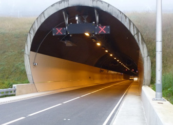 Regno Unito - Ventilazione Flakt Woods per il tunnel Hindhead sull'A3 